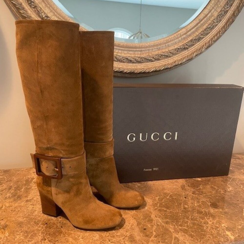 Gucci Suede Caramel Brown Knee High Boots with Buckle – Sz 7